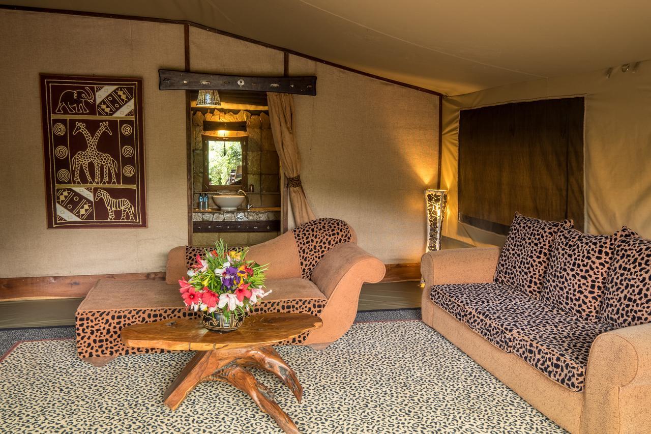 Rhino Watch Safarilodge Mweiga Esterno foto