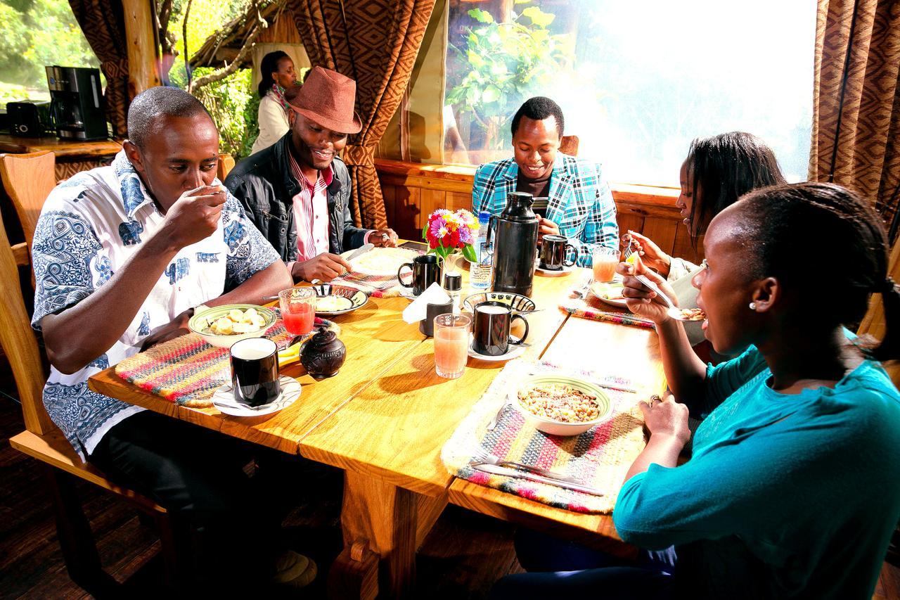 Rhino Watch Safarilodge Mweiga Esterno foto