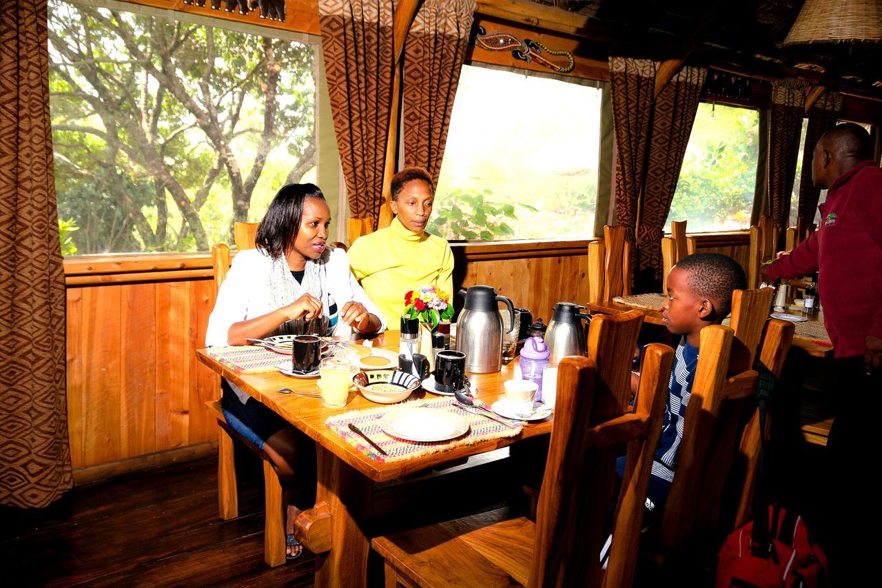 Rhino Watch Safarilodge Mweiga Esterno foto